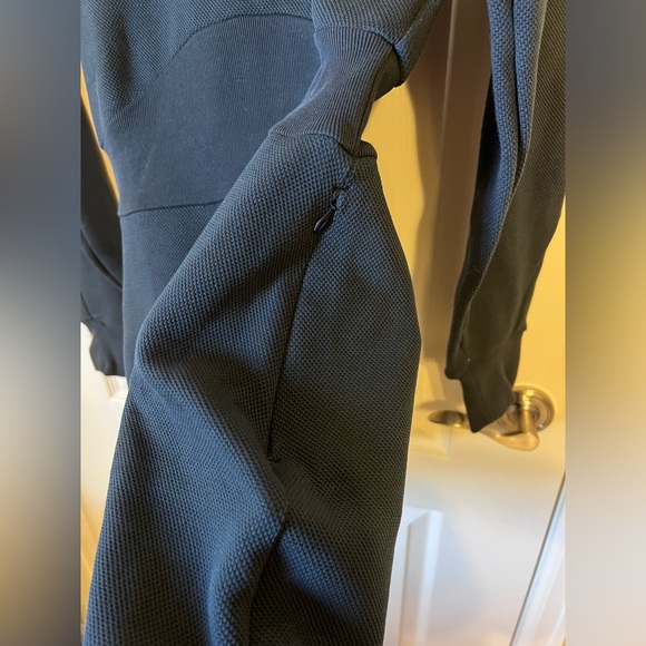 Super CUTE Adidas Mini Dress Puff Sleeve Size XS - Picture 2 of 9